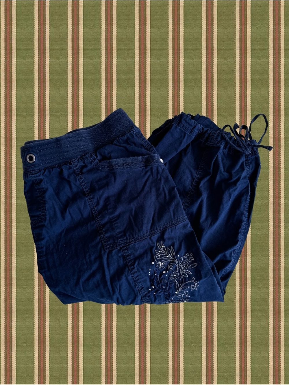 Roz & Ali Navy Embroidered Drawstring Capris